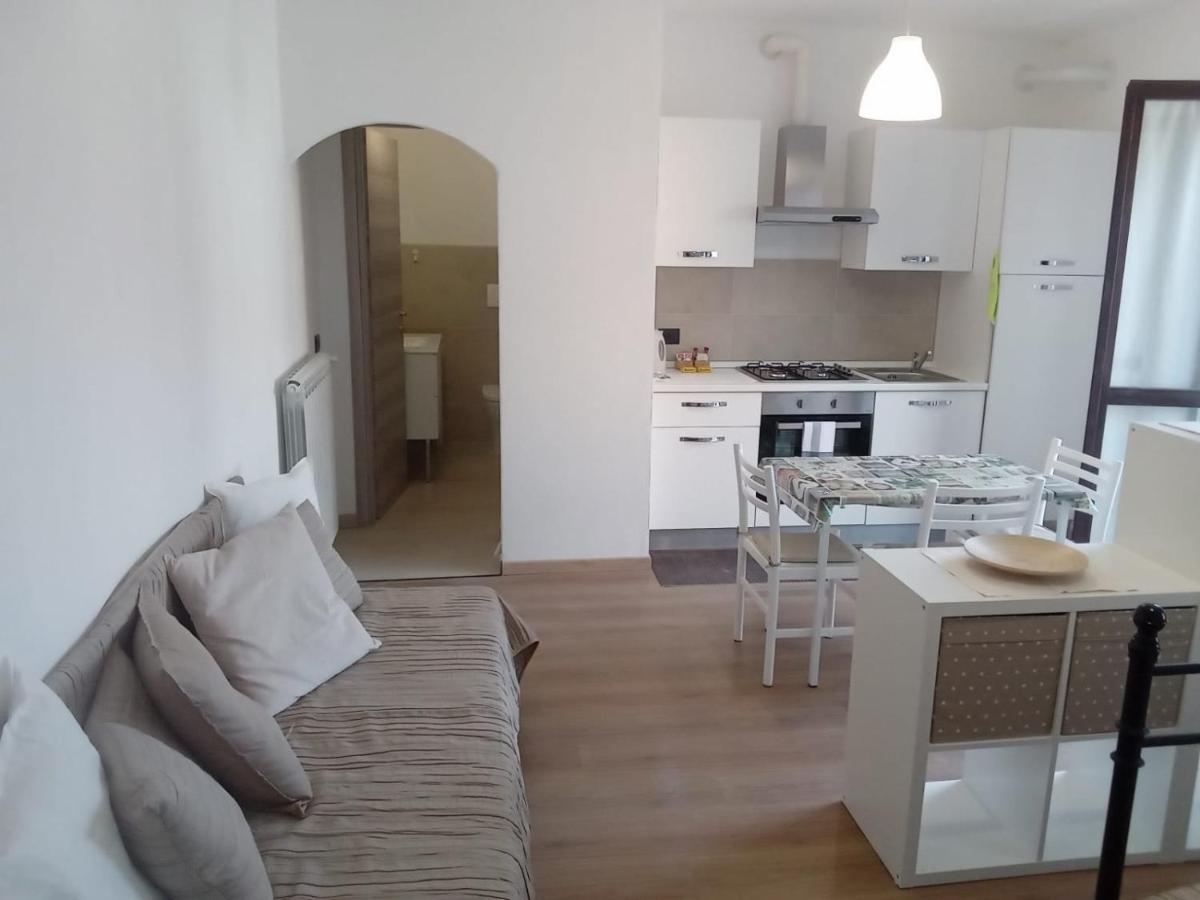 Casa Stefania 3 Apartment Mandello del Lario Luaran gambar